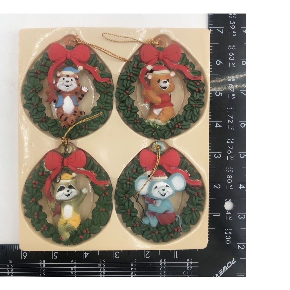 Christmas Ornaments Box Of 4 Critter Wreath Hand Painted‎ Resin Holiday Vintage